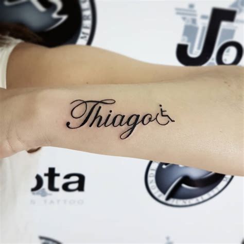 tatuaje de nombre thiago|Las 10 mejores ideas e inspiración sobre tatuaje nombre thiago。